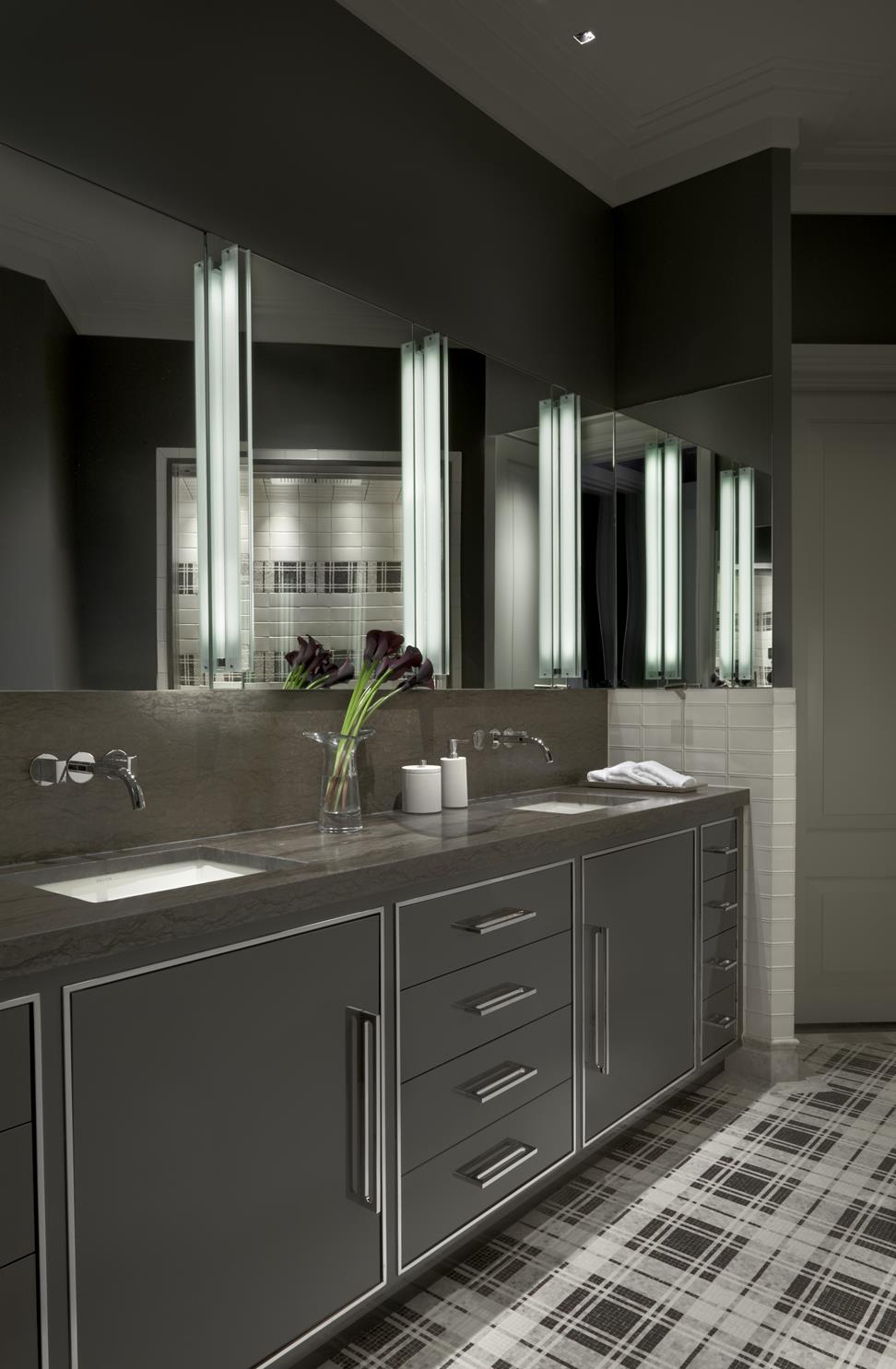 Chicago Penthouse (Gross)trump gross_010