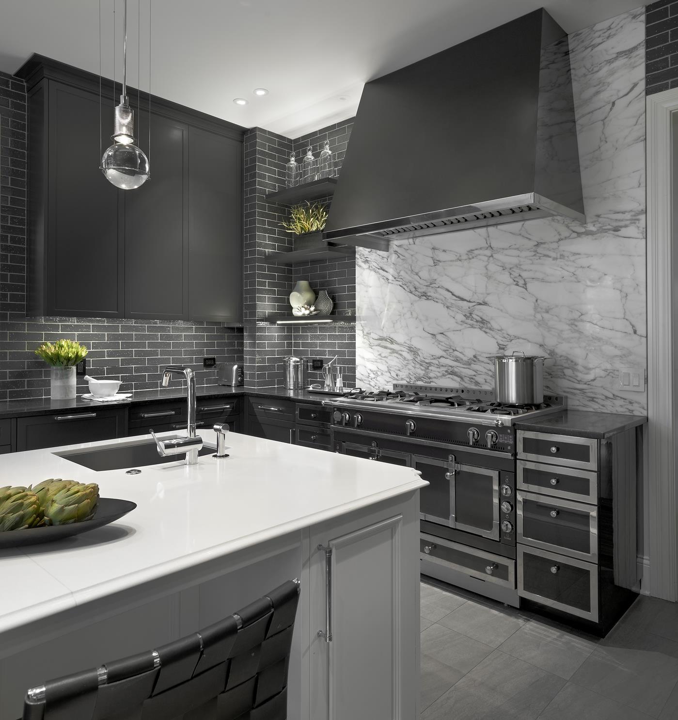 Dark and Handsome (Keywell)keywell_02