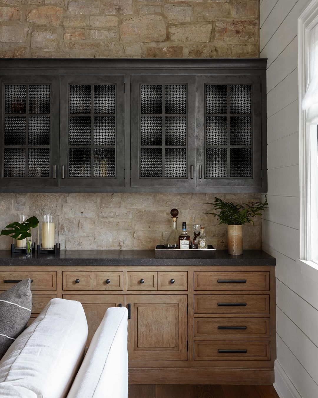 Frank Ponterio Farmhouse Kitchen199071089_301508078184713_493946060516065793_n