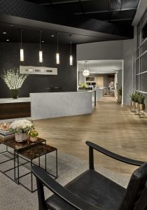 Glendale Hgts showroom_002